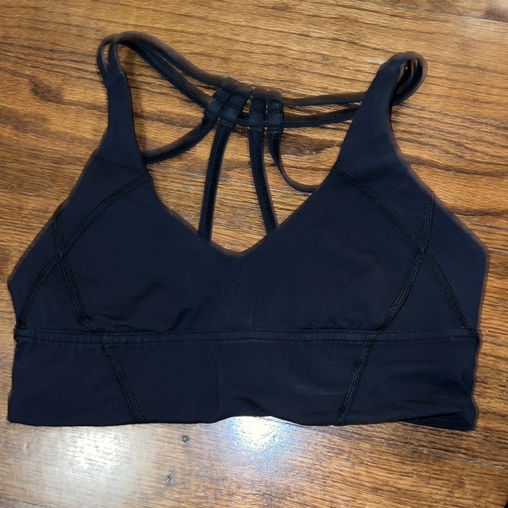 Black lululemon sports bra (SIZE 2)